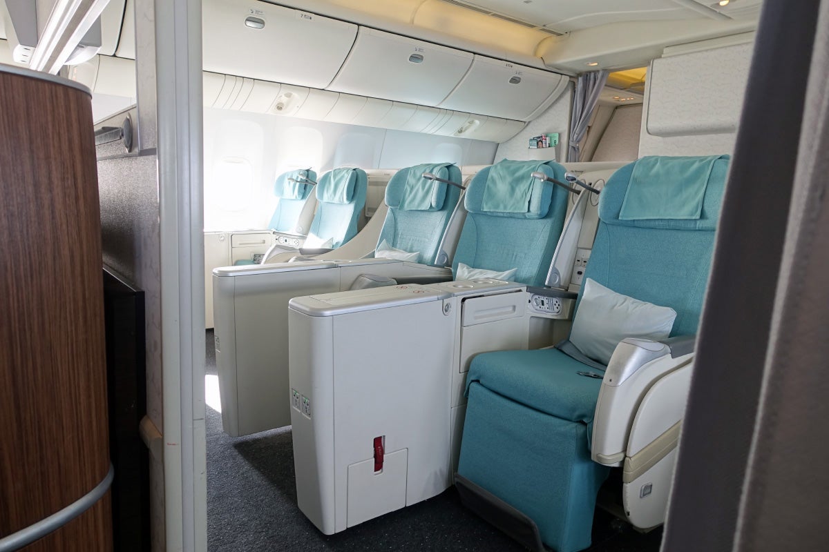 Korean Air 777-300ER First Class SIN Review
