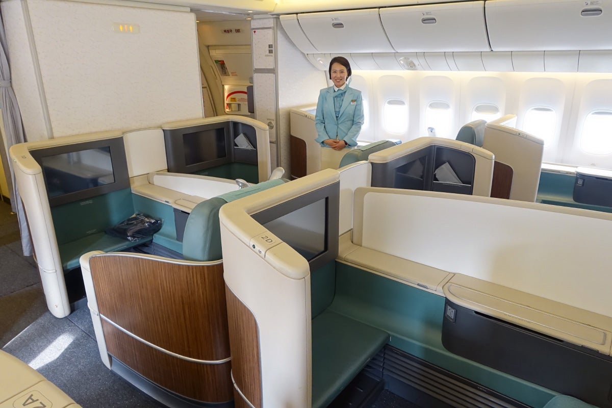 Korean Air 777-300ER First Class SIN Review