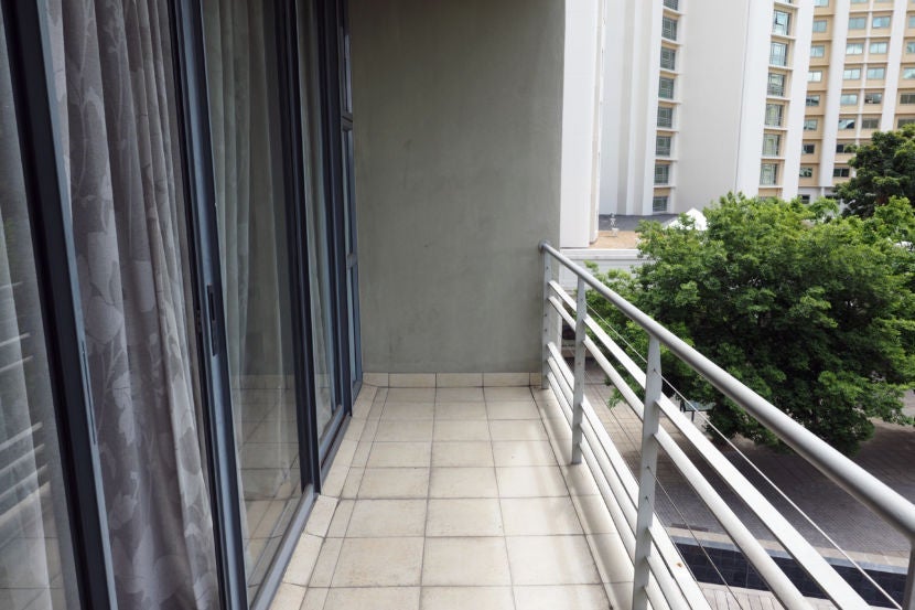 It would have been nice to have some sort of seating option outside on the balcony.