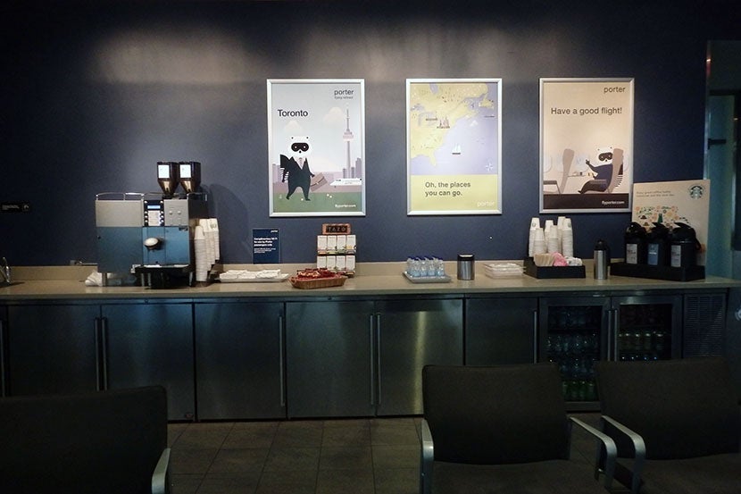 Take your pick from fresh coffee, soda, water, and juice.