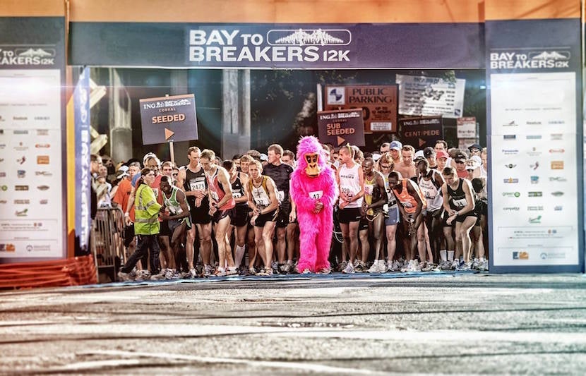 Race through San Francisco during this iconic race. Image courtesy of Bay to Breakers' <a href="https://www.facebook.com/baytobreakers/photos/a.341045670450.347792.122208920450/10155599340560451/?type=3&theater">Facebook page</a>.
