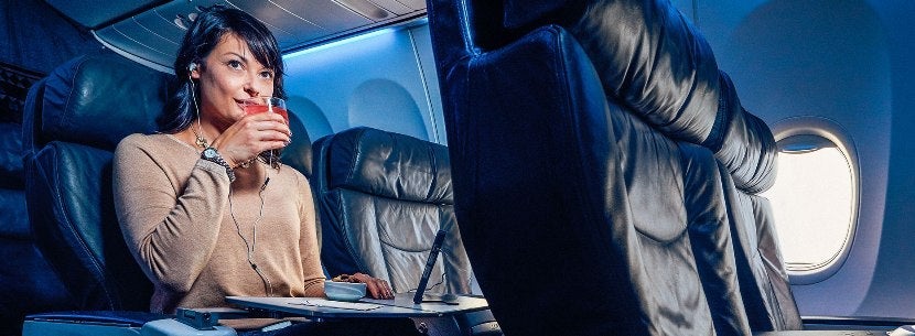 alaska-air-first-class-stock-photo