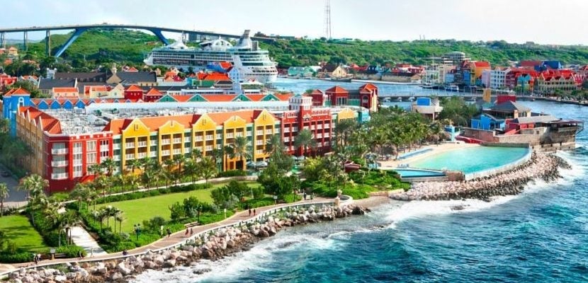 Renaissance Curacao Featured