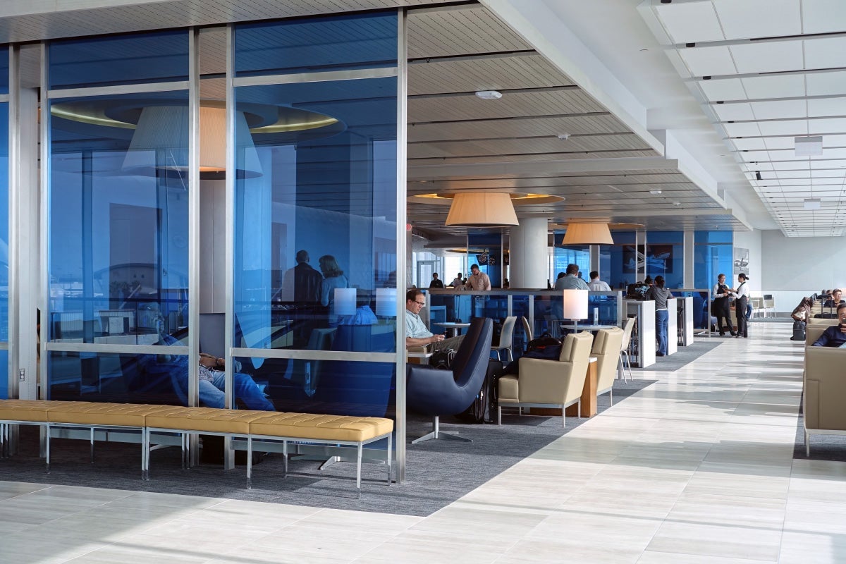 The new and improved LAX United Club.