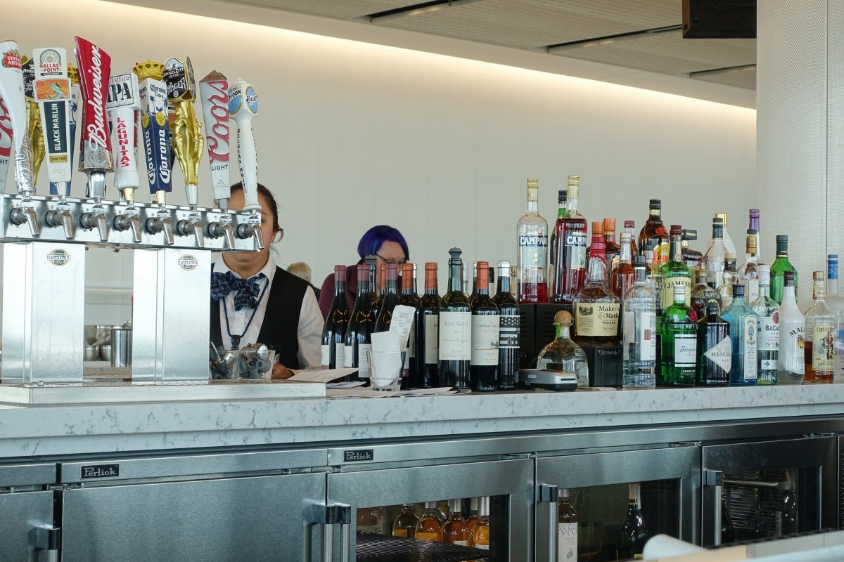 United Club LAX Review
