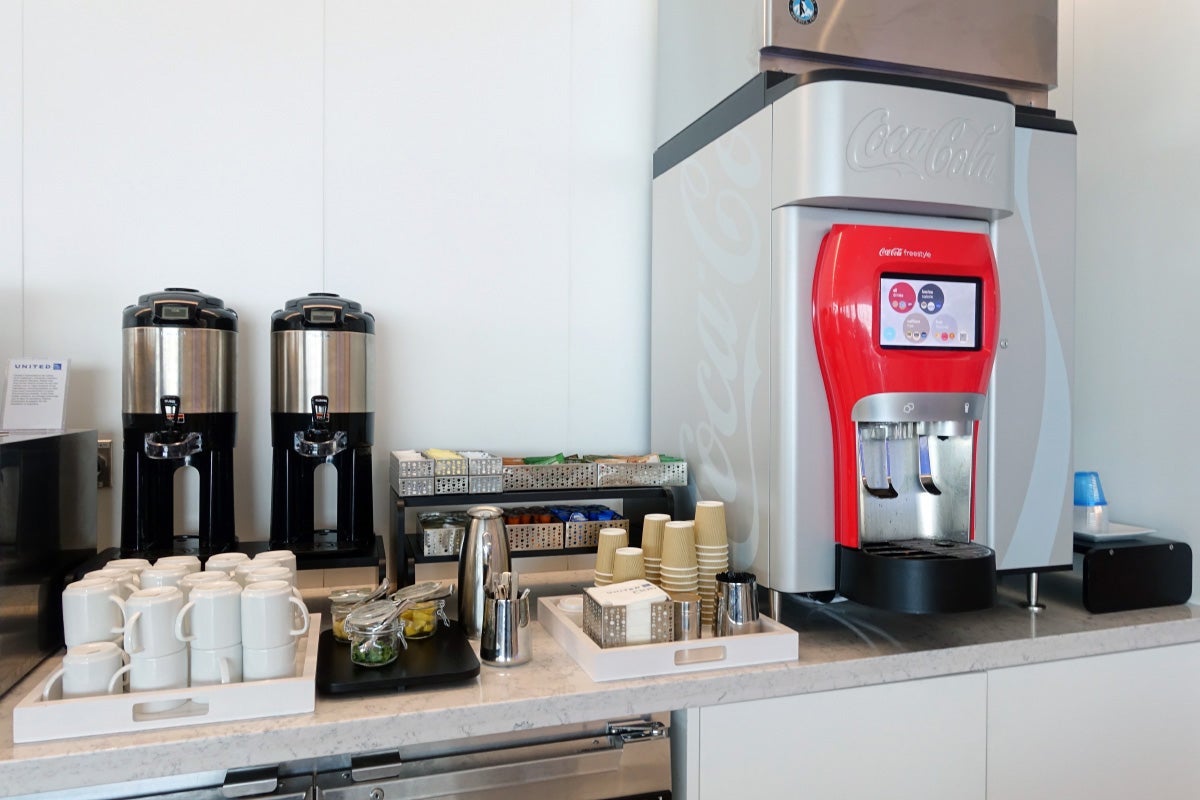 United Club LAX Review