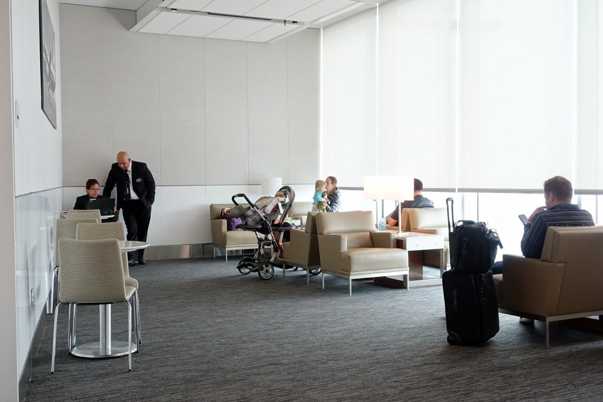 United Club LAX Review