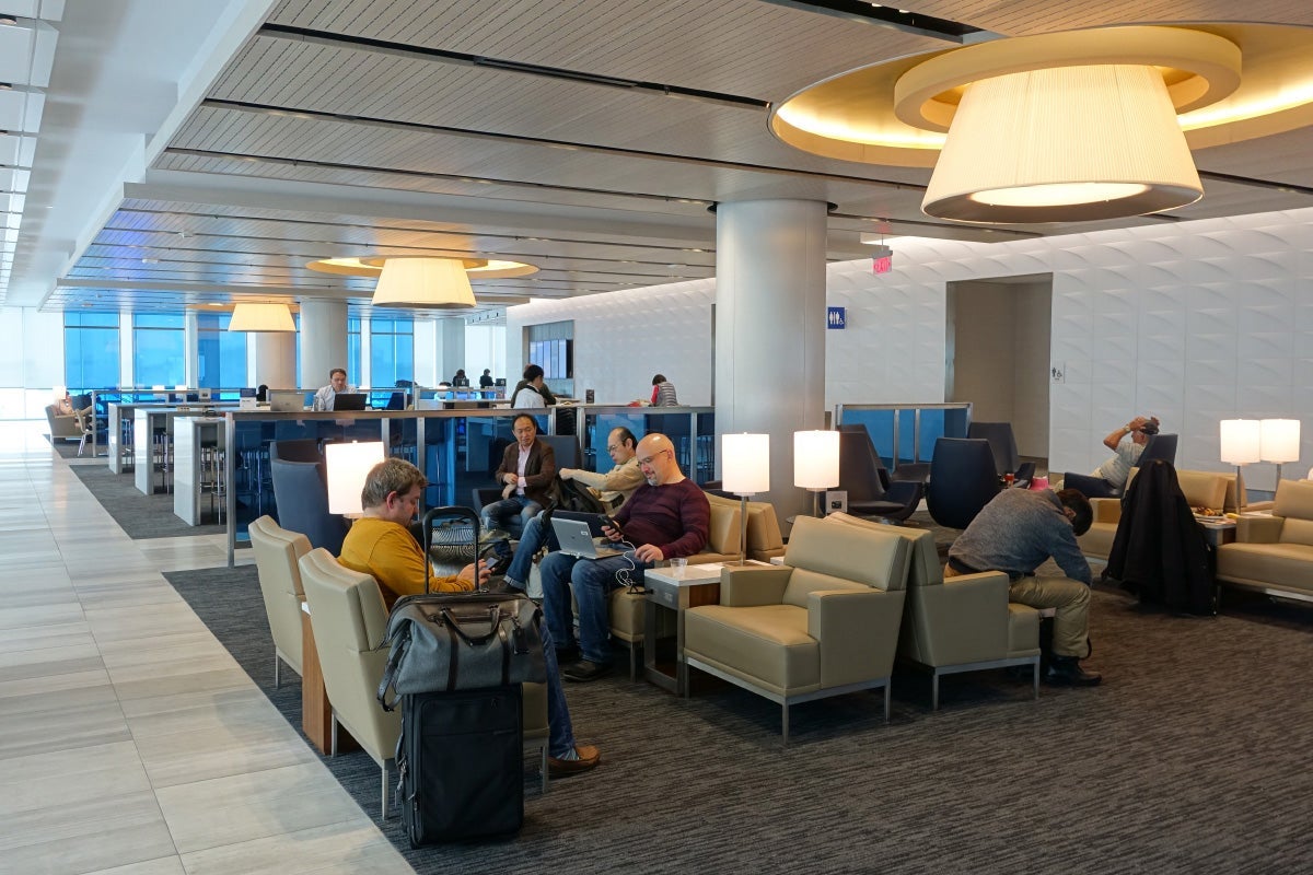 United Club LAX Review