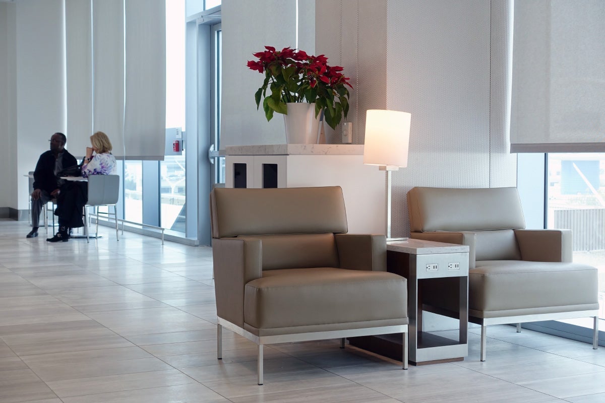 United Club LAX Review