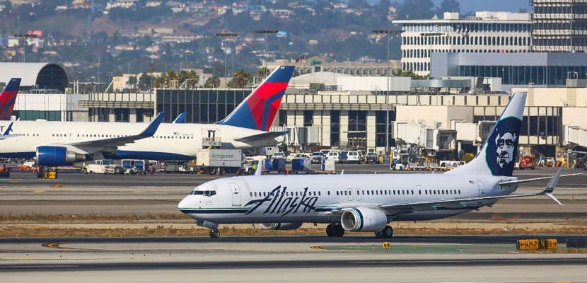 LOS ANGELES, CA - OCTOBER 03: Alaska Airlines Boeing 737 taking off from LAX on October 03, 2016 in Los Angeles, California. (Photo by PG/Bauer-Griffin/GC Images)