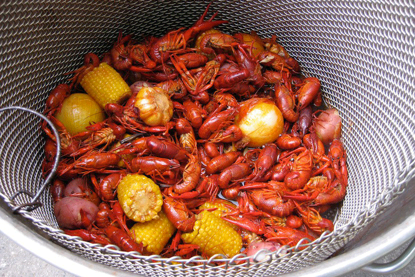 Remember: Just because it's winter doesn't mean you can't have a crawfish boil on the Cajun coast. Image courtesy of the author.