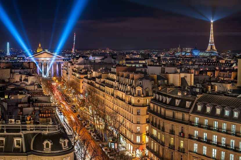 Party in the City of Light staying at luxe hotels and dining at some of the most lavish restaurants in town. (Image courtesy of Vincent Fargeix Photographie via Paris Tourisme's <a href="https://www.facebook.com/pg/paristourisme" target="_blank">Facebook page</a>.)
