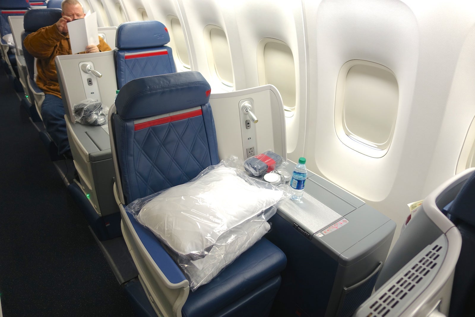 Seats in even rows are closer to the aisle.