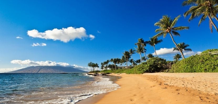 Head to Hawaii for just 25,000 miles round-trip! Image courtesy of Getty Images.