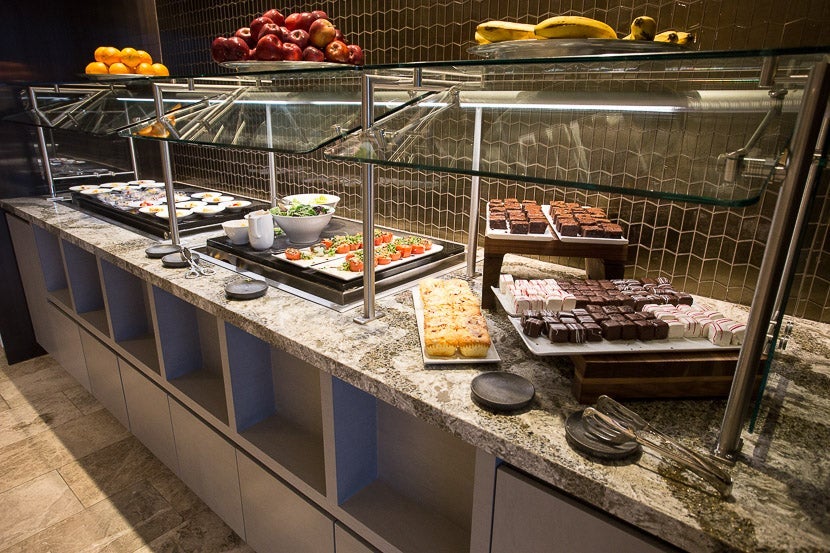 For dessert in the buffet, there are brownies and delicious mini-cakes that reminded me of a cake pop.