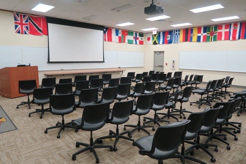 A lecture classroom at the DFW FTRC.