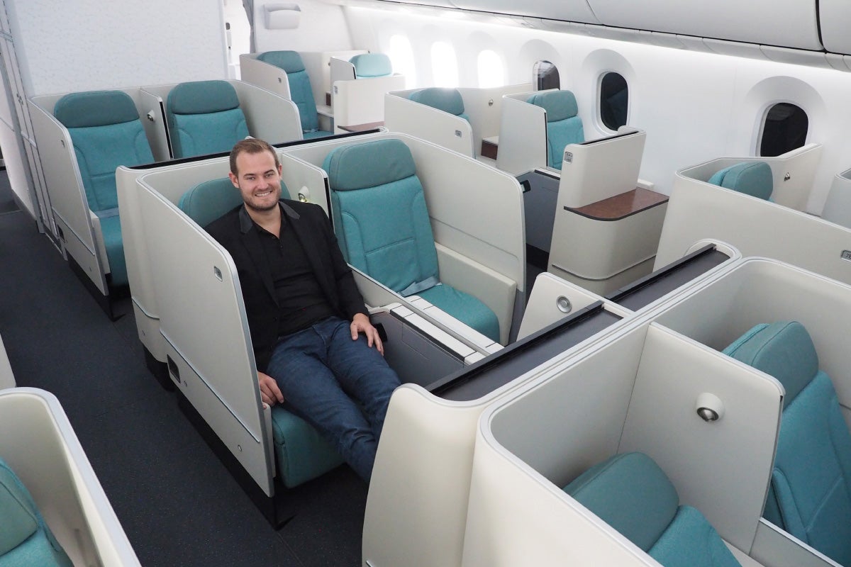 Korean Air 787-9 Dreamliner Tour Business First Economy