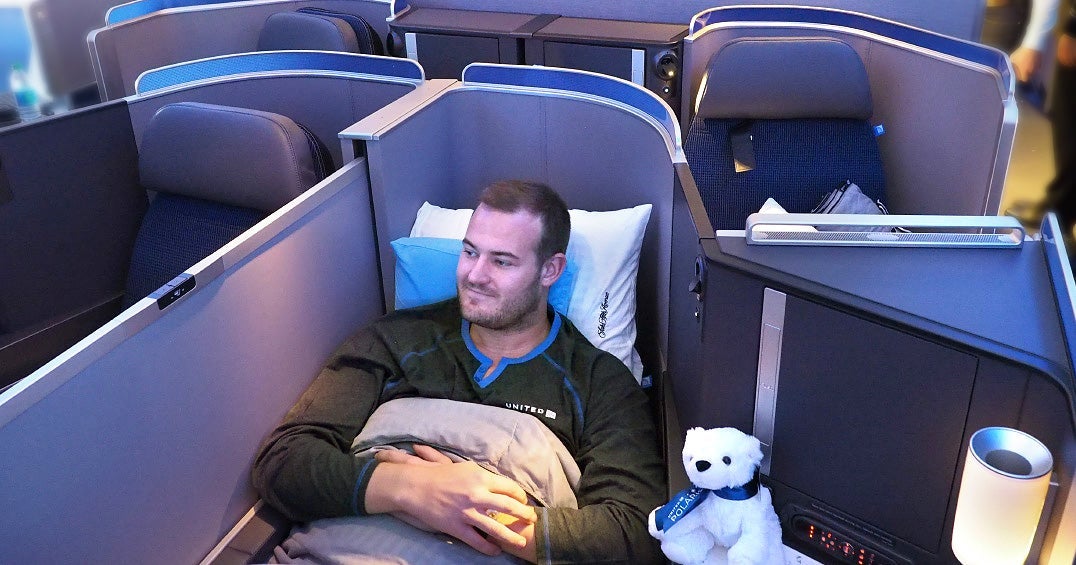 United 777-300ER 77W Polaris Business Class Preview