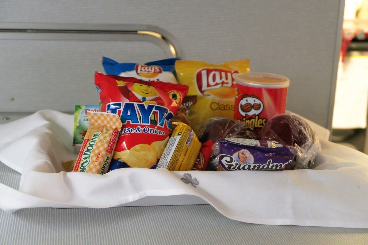 Snacks were available for those still hungry after dinner.