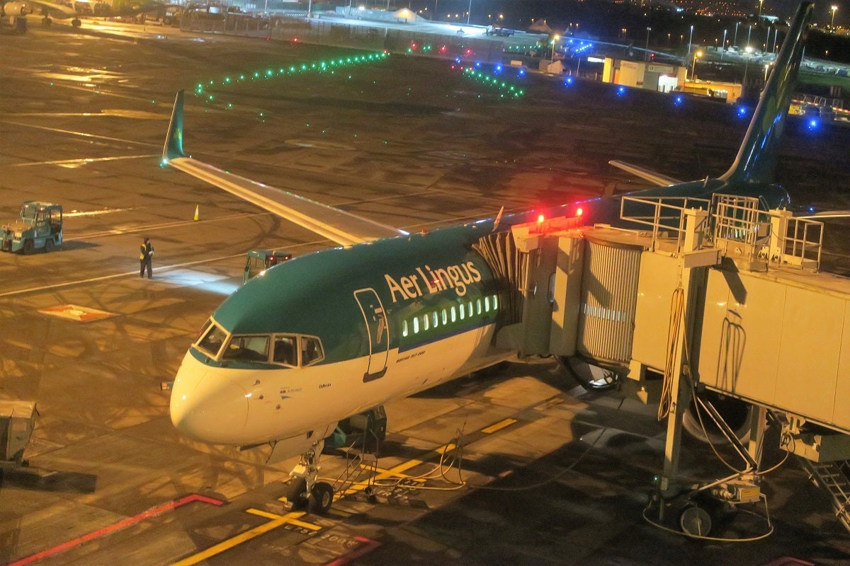 Despite the delay, it was still dark in DUB when we arrived just before 6am.