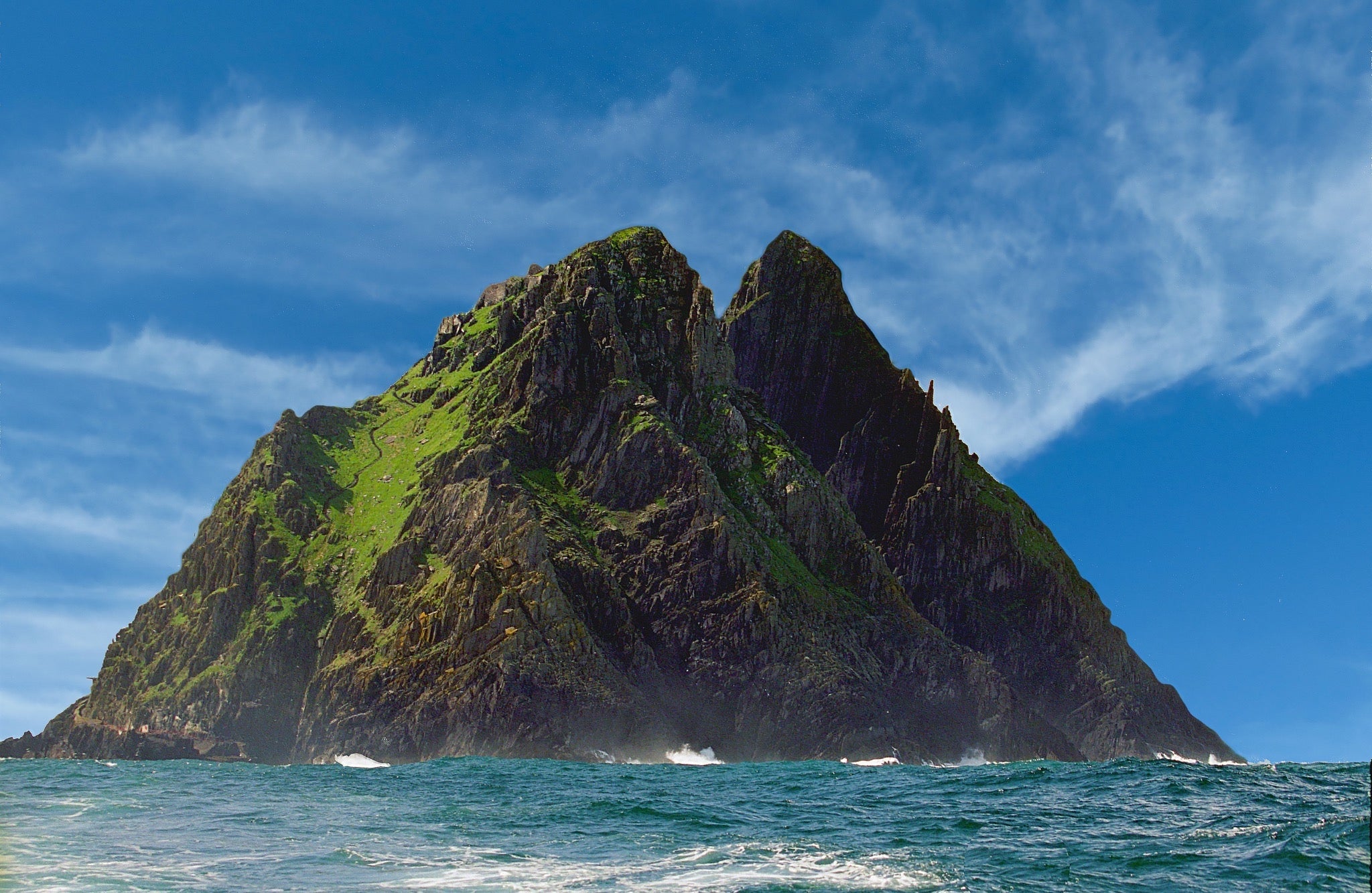 If you look carefully, you can spot the monastery on the left side of Skellig Michael. Image courtesy of Brian Kelly / EyeEm via Getty Images.