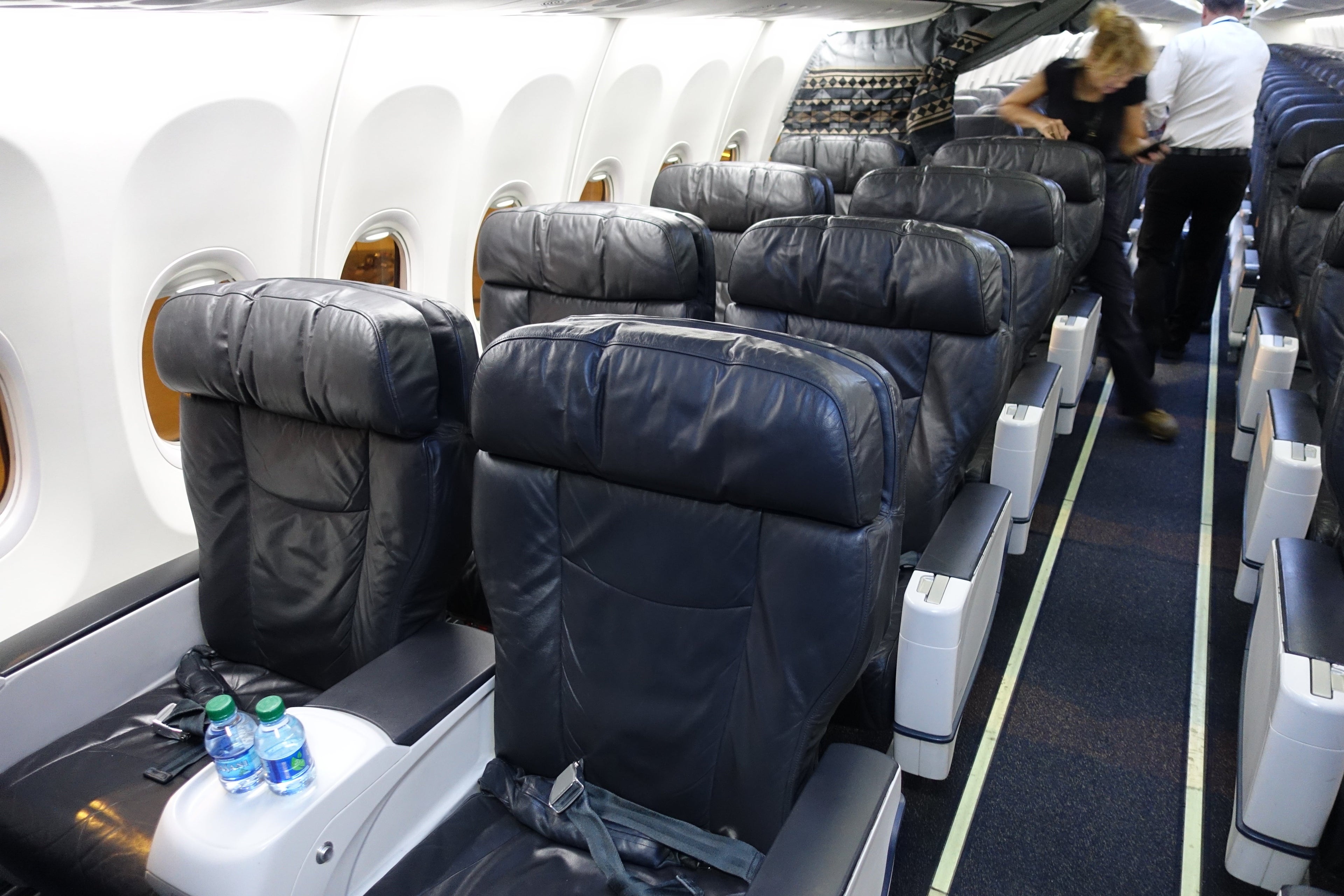 Alaska 737-900 first class