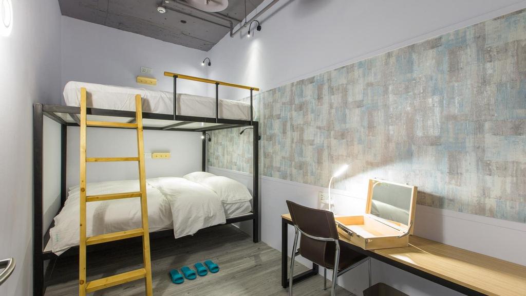 The hotel we stayed in Taipei in January was ineligible for the fourth night benefit for having "hostel" in the name. Image courtesy of Houze Hostel.