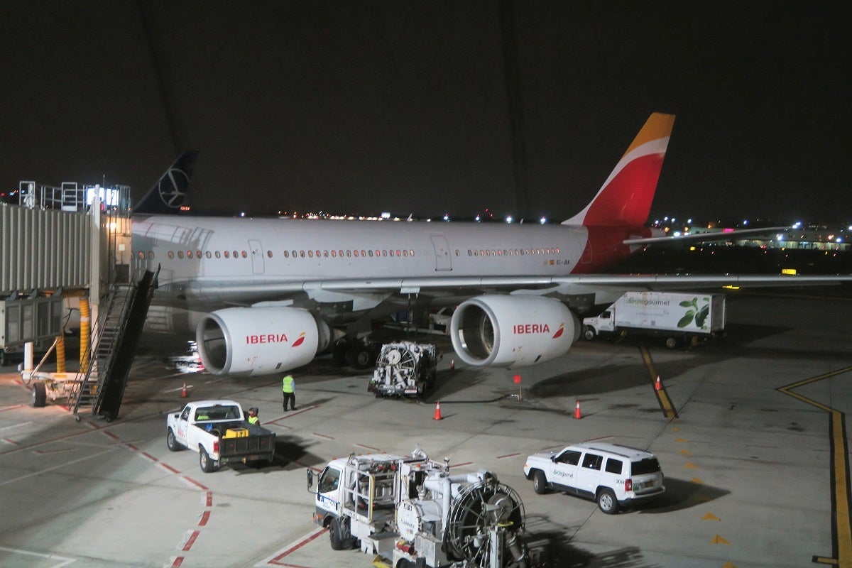 Iberia A340-600 boarding night exterior