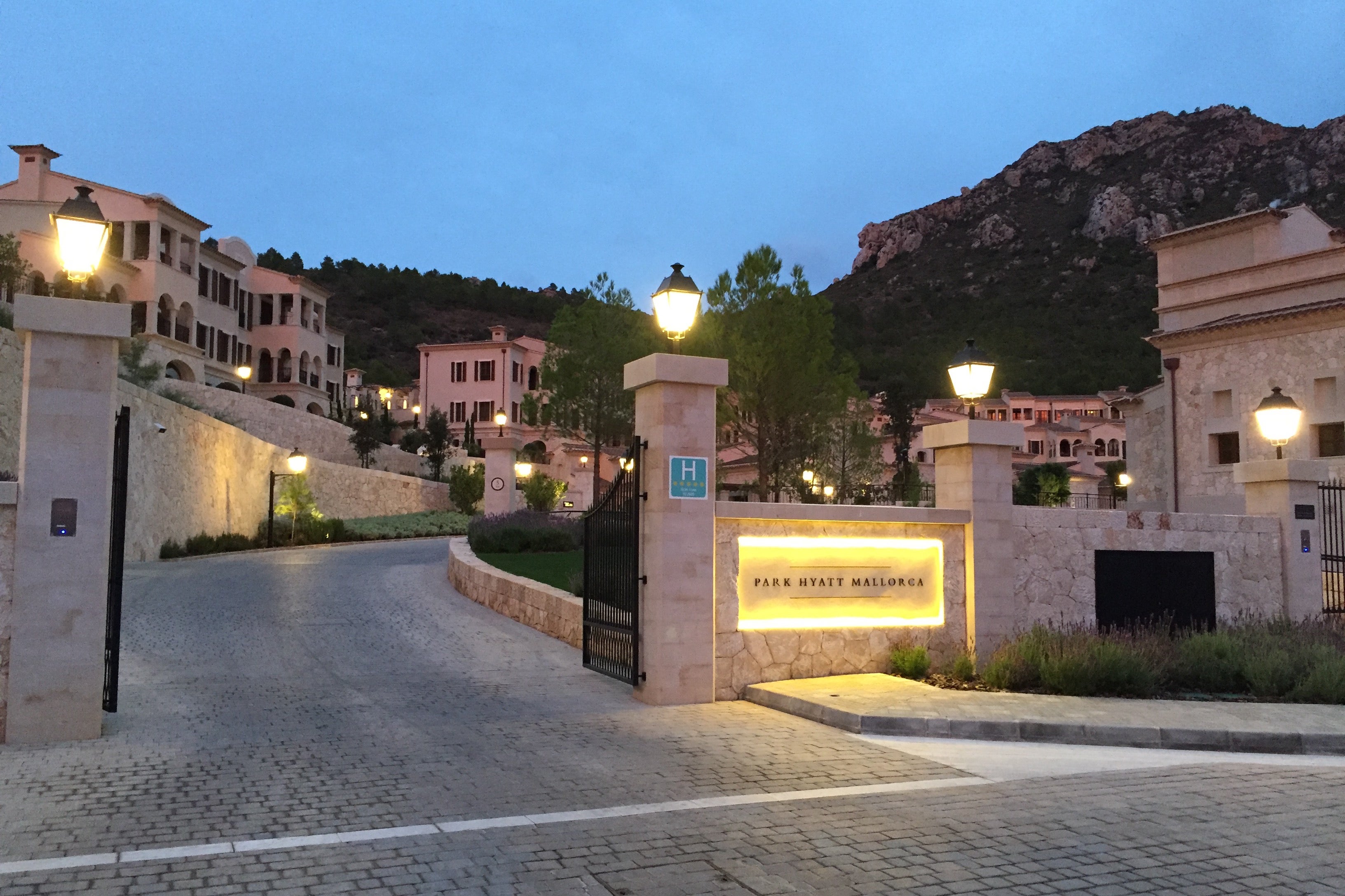 Park Hyatt Mallorca entrance 2