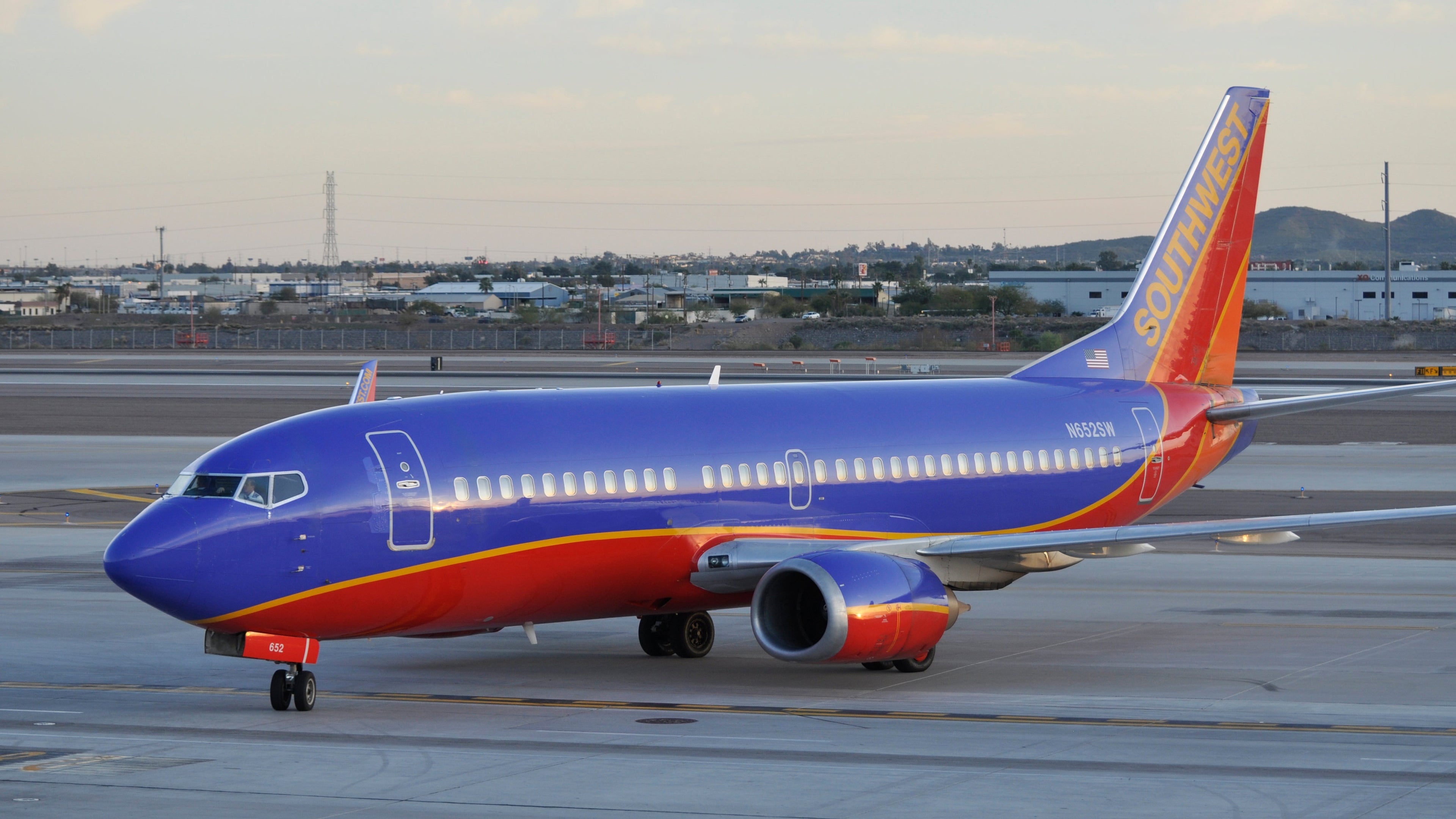 A Southwest Airlines 737-300. Photo by Paul Thompson.