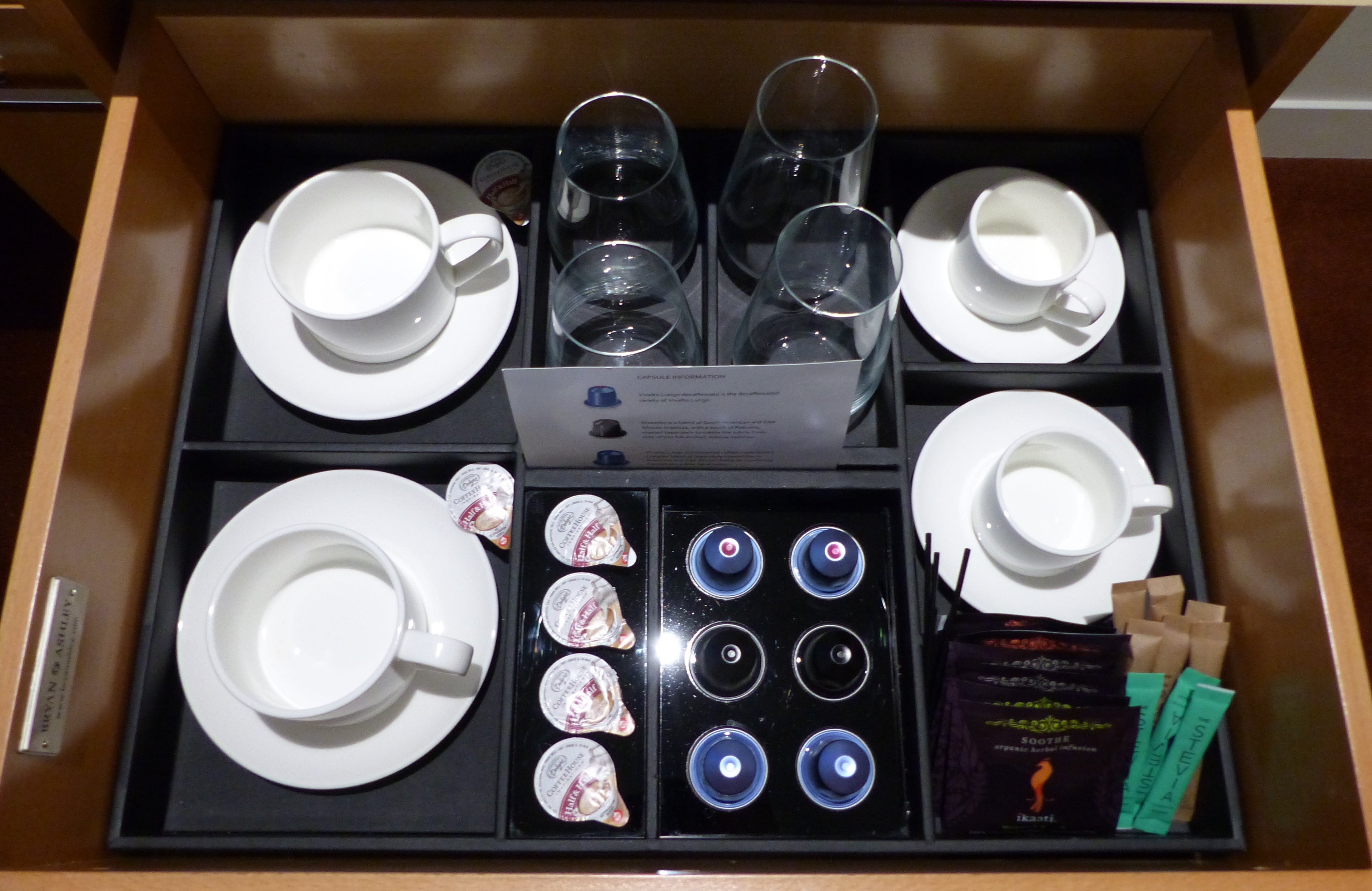 img-conrad-cups