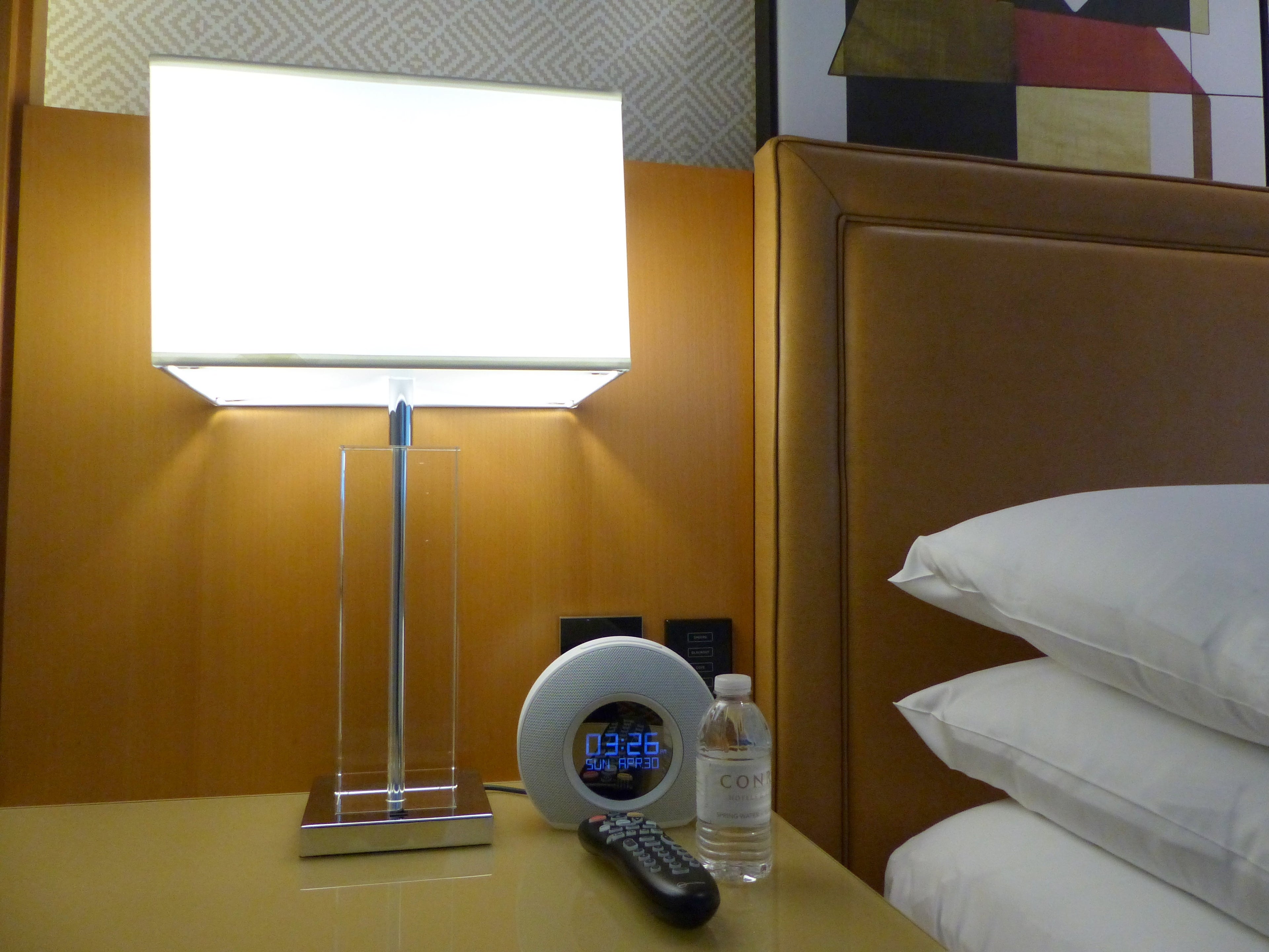 img-conrad-lamp