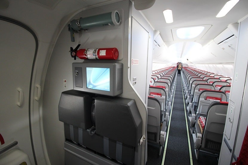 IMG Norwegian Air Boeing 737 MAX 8 jump seat
