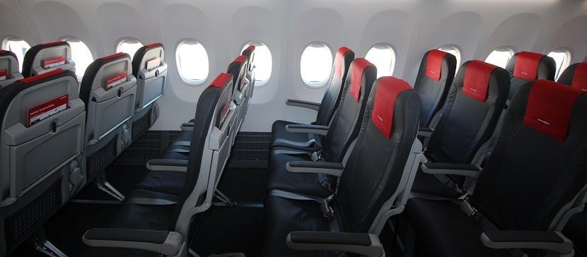 IMG Norwegian Air Boeing 737 MAX 8 seats pitch