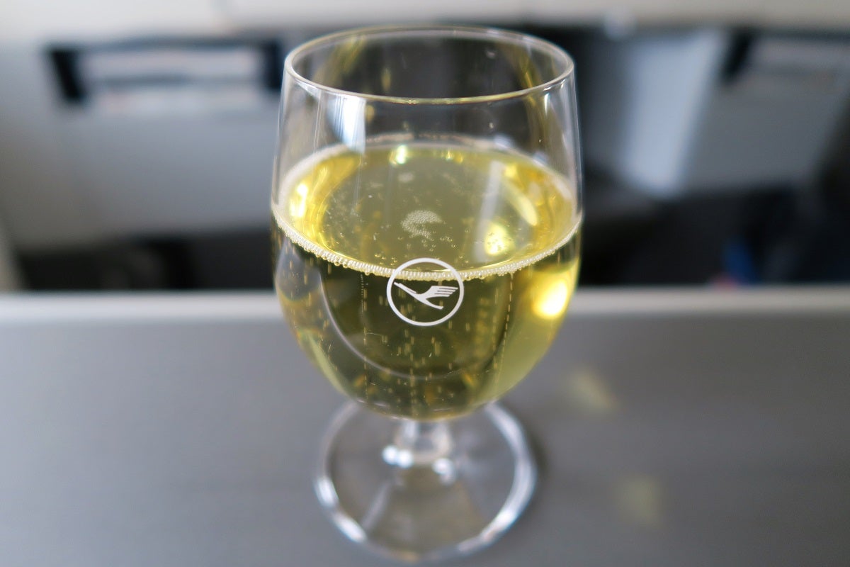 Lufthansa 747-8 748 welcome drink