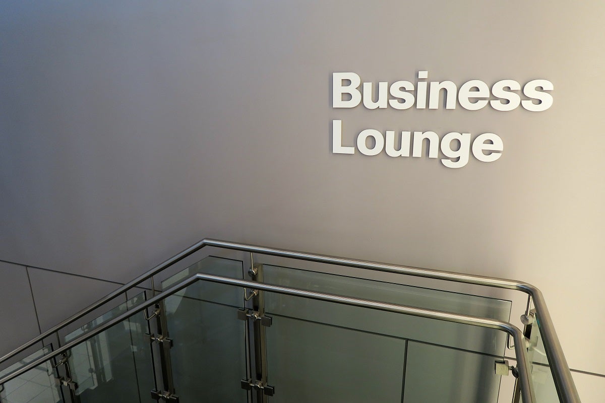 Lufthansa IAD Dulles Business Lounge stairs