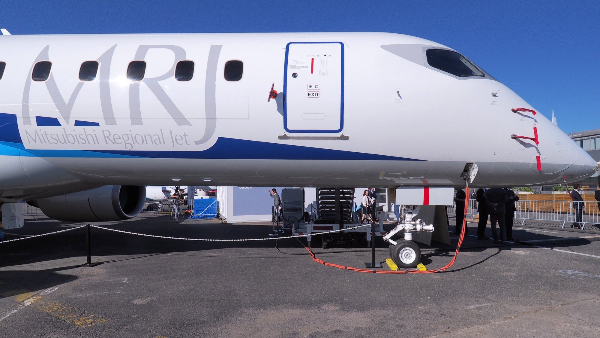 Mitsubishi Regional Jet Paris Air Show