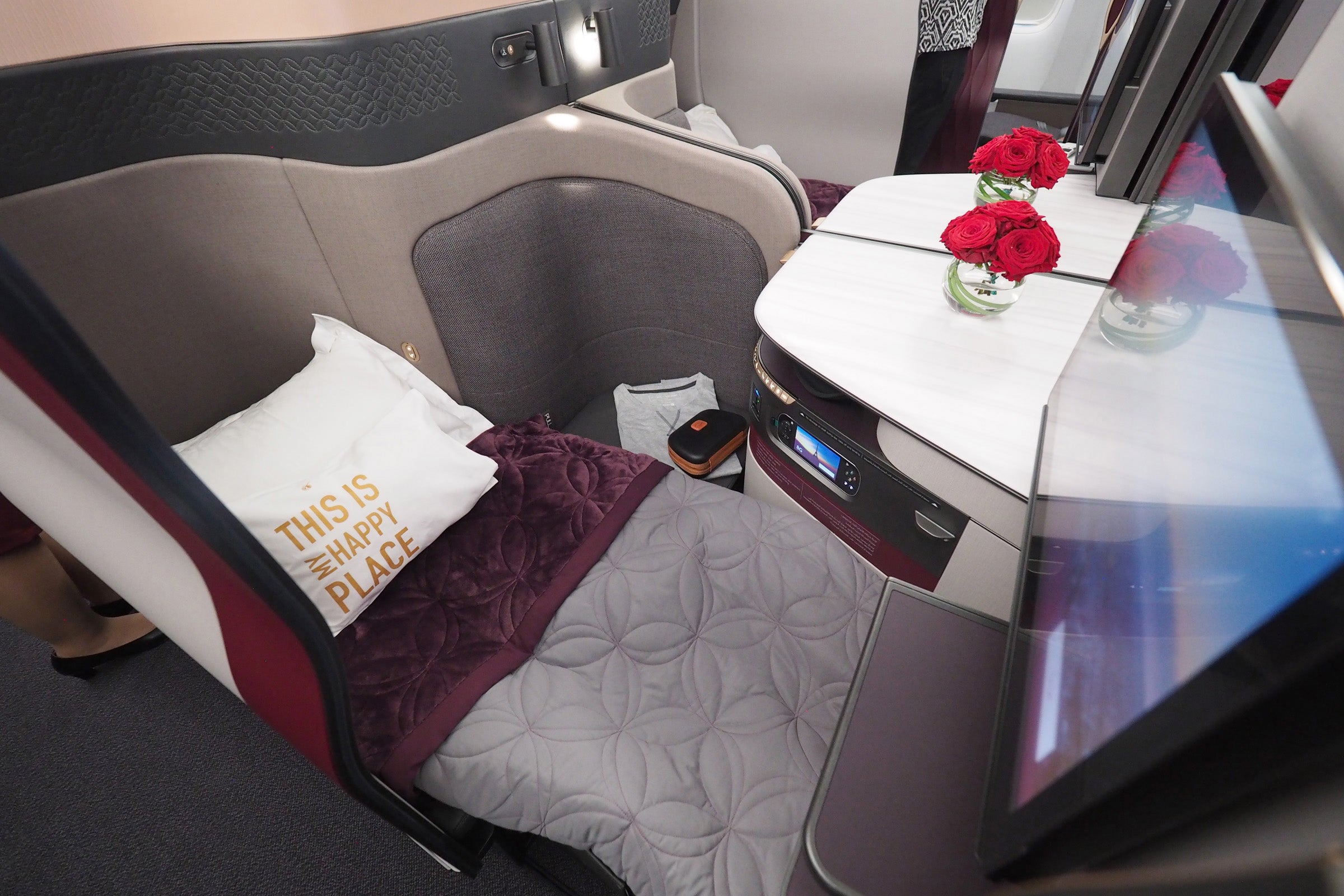 Qatar 777 Qsuite Tour