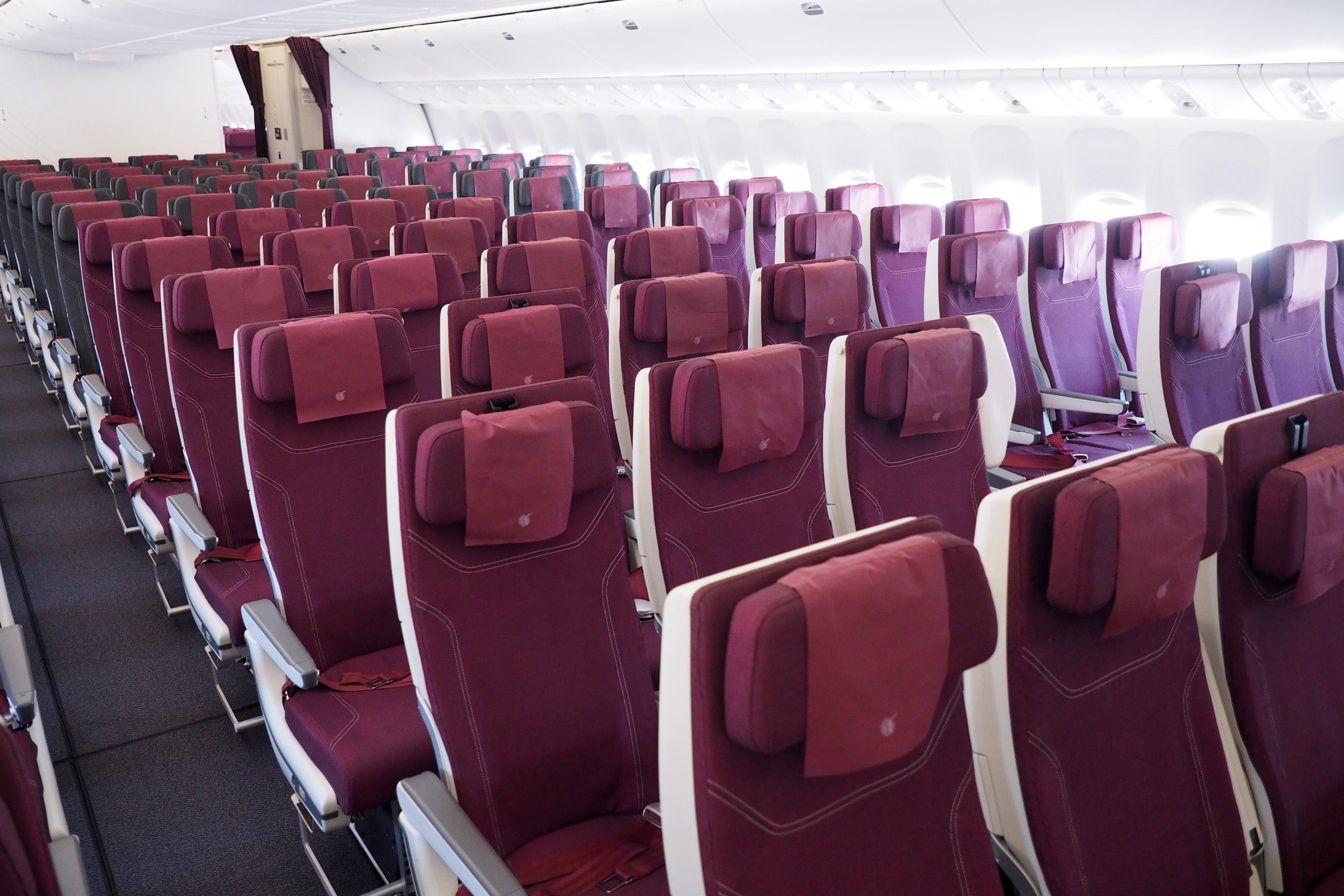 Qatar 777 Qsuite Tour