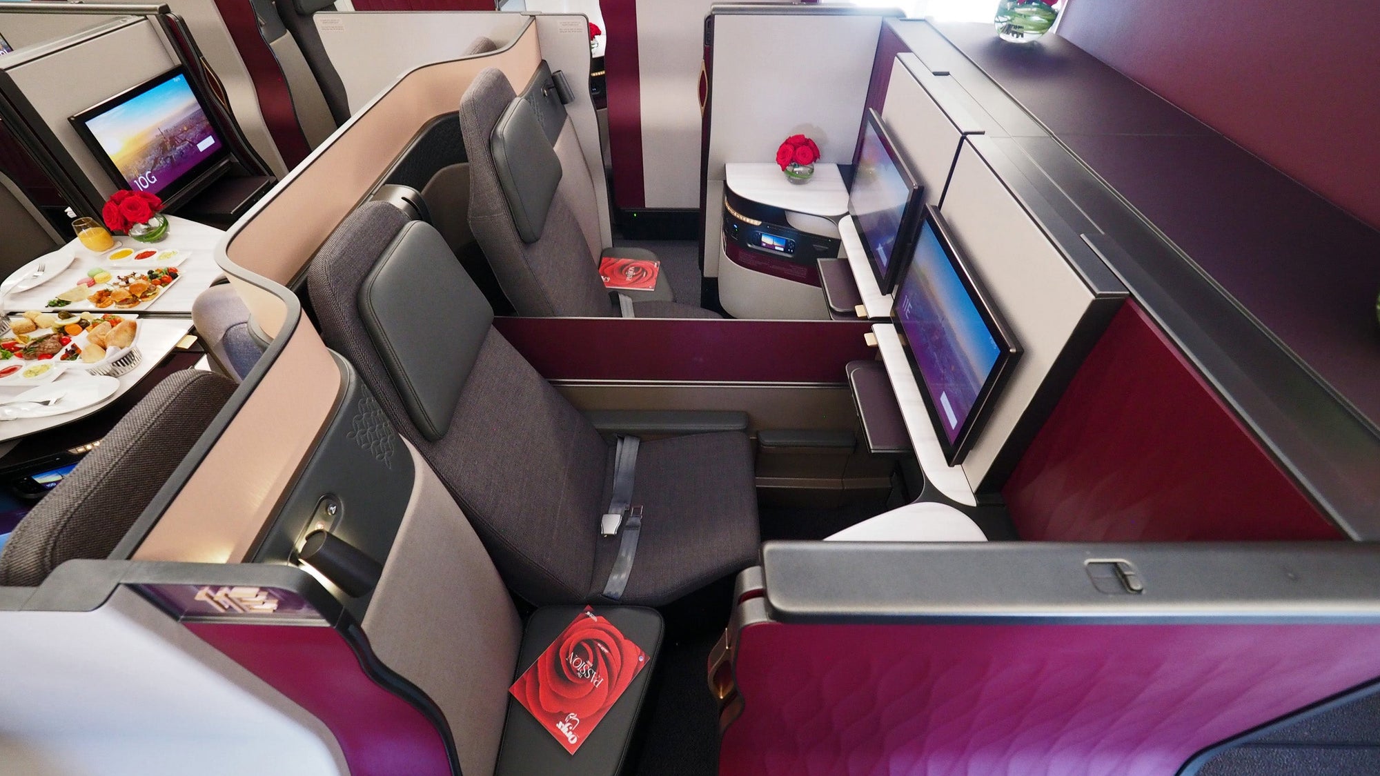 Qatar 777 Qsuite First Look