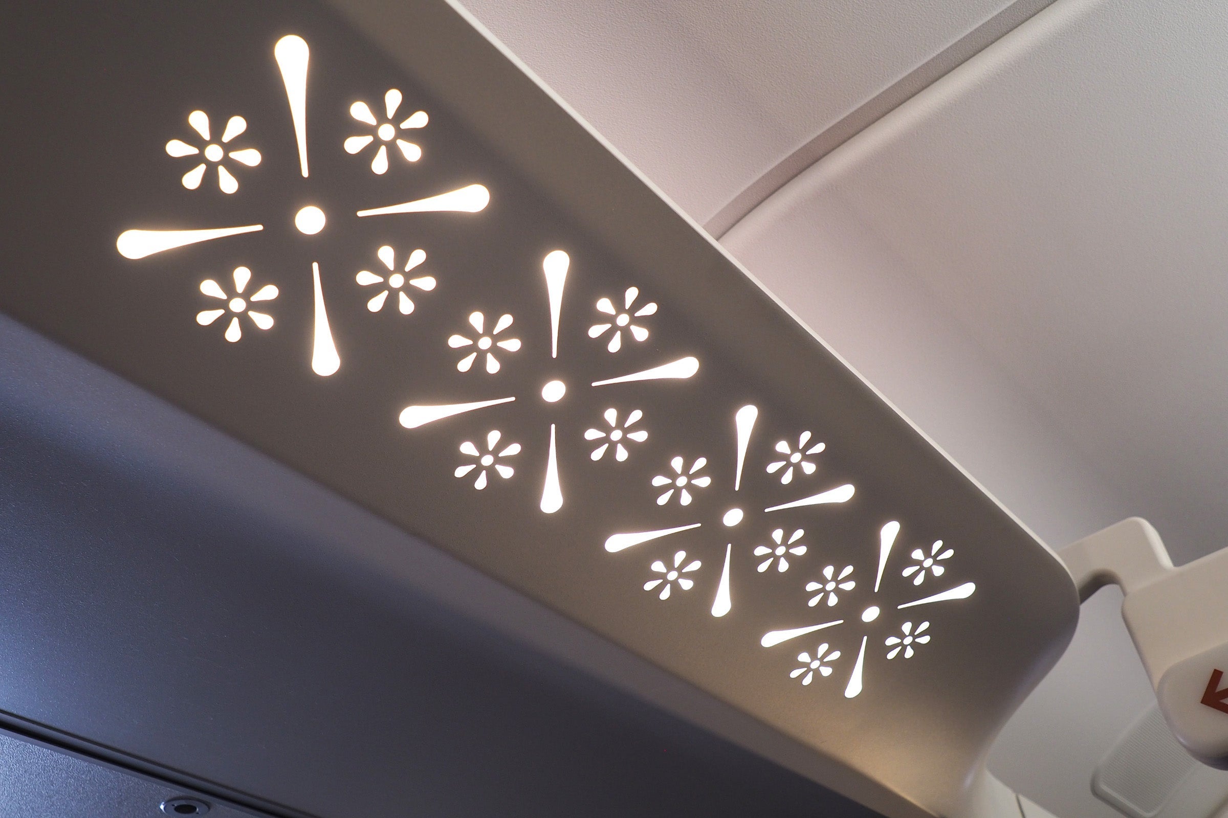 Qatar 777 Qsuite Tour