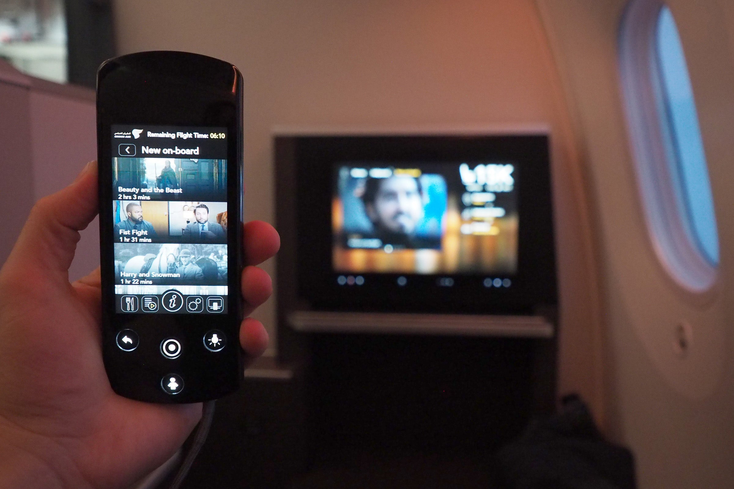 Oman Air 787-9 CDG-MCT Review