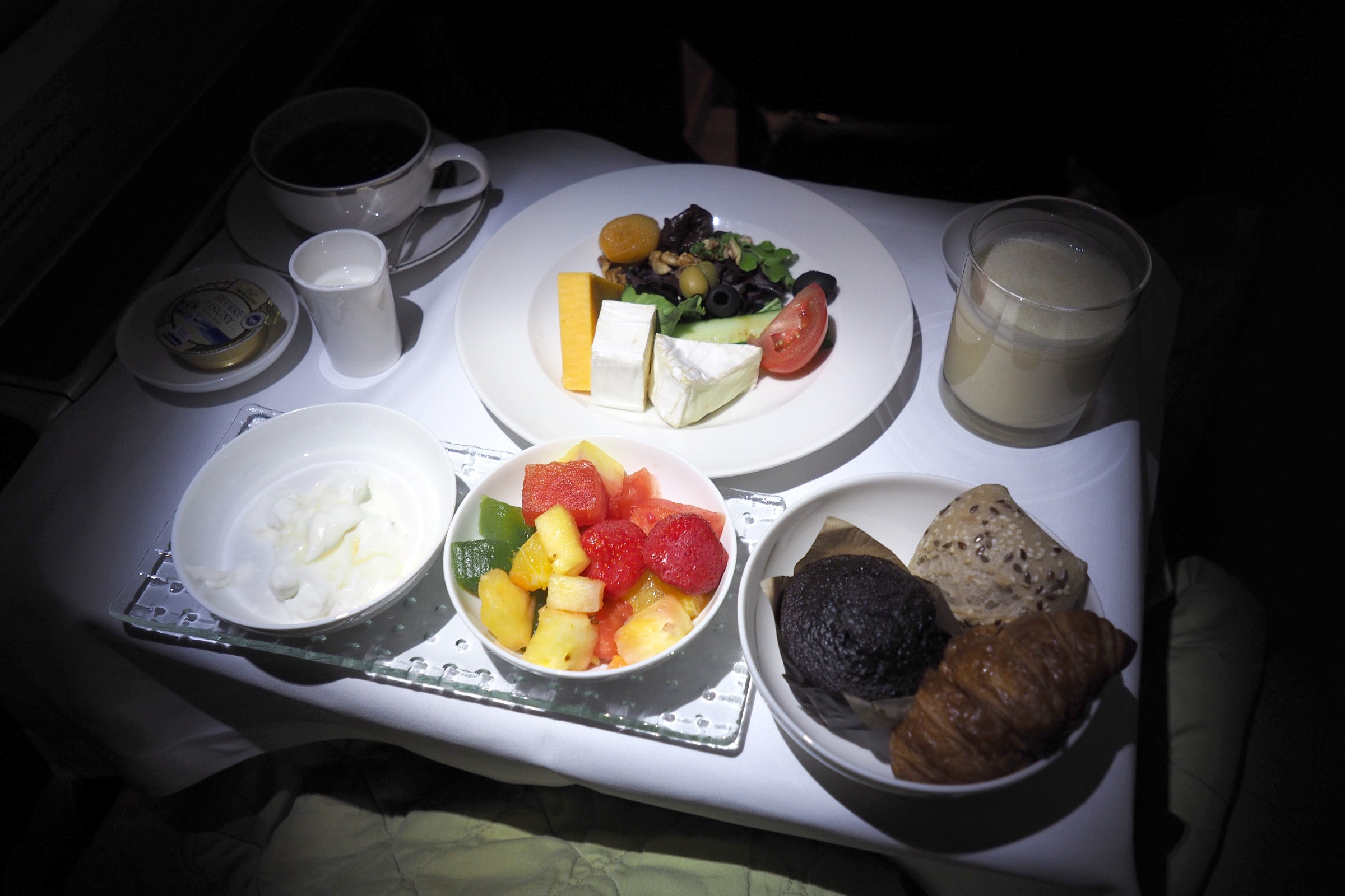 Oman Air 787-9 CDG-MCT Review