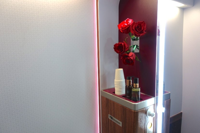 Qatar lav soap roses
