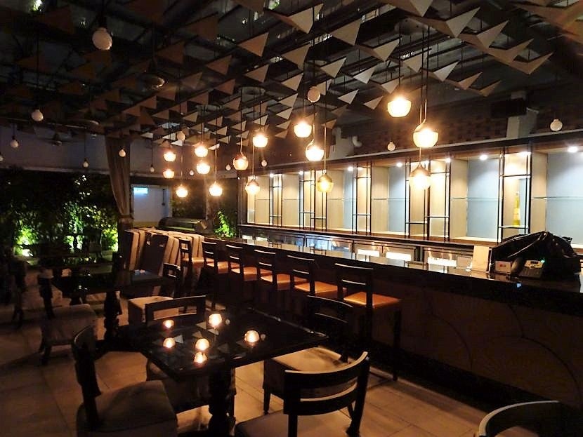 The rooftop bar has the potential to be awesome.