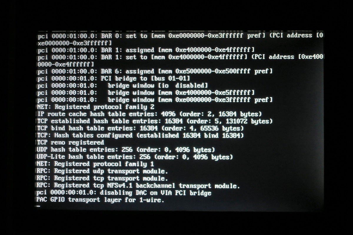 United 777-200 Polaris Business IFE issues
