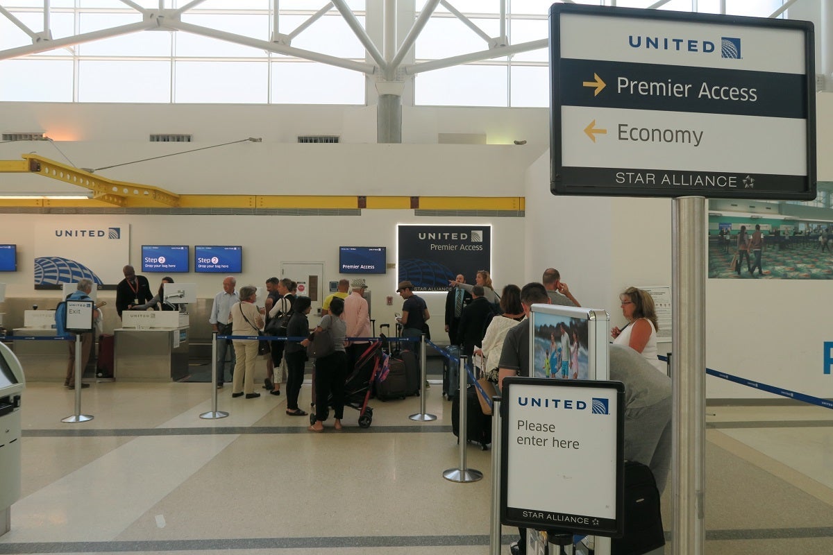 United Premier Access check-in in FLL