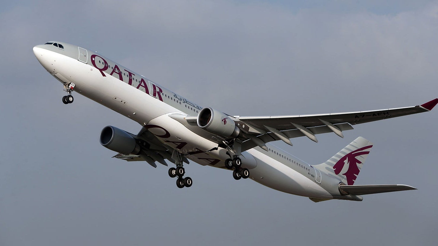 A Qatar Airways Airbus A330-302