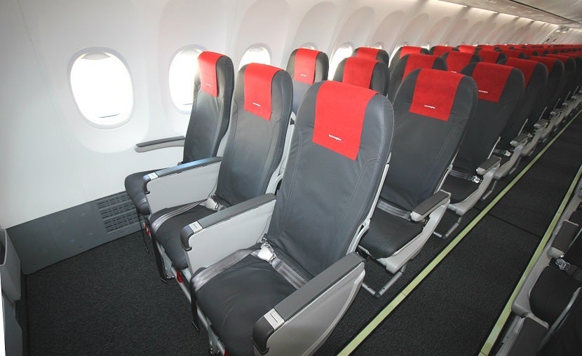 IMG Norwegain Air Boeing 737 MAX 8 bulkhead seats starboard