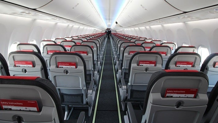 IMG Norwegian Air Boeing 737 MAX 8 cabin 2
